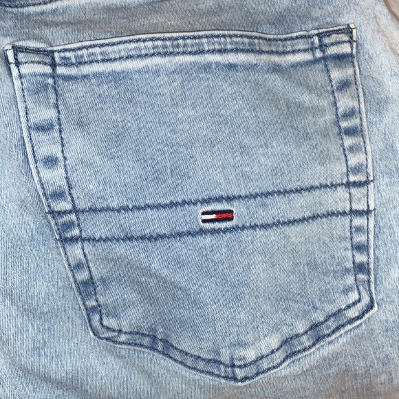 Red striped Tommy jeans - Picture 4 of 7